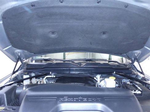 Used 2022 RAM 2500 Laramie image 31