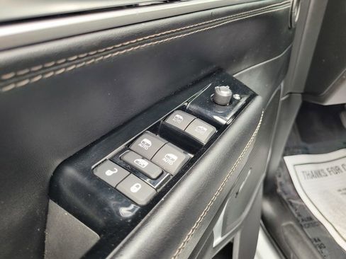 Used 2024 Jeep Wagoneer Series II w/ Flexible Seating Group RWD image 26