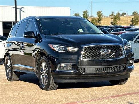 Used 2020 INFINITI QX60 Luxe w/ Essential Package image 2