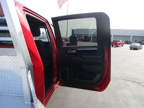 Used 2024 Chevrolet Silverado 3500 LT w/ Convenience Package image 22