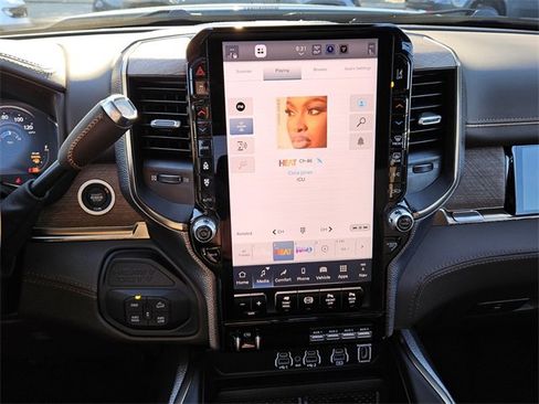 New 2026 RAM 2500 Limited image 8