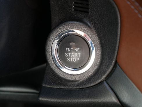 Used 2023 Subaru Outback Touring AWD/4WD image 29