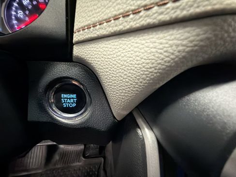 Used 2020 Toyota RAV4 XLE FWD image 16