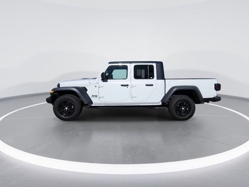 Used 2020 Jeep Gladiator Sport w/ Quick Order Package 24S image 5