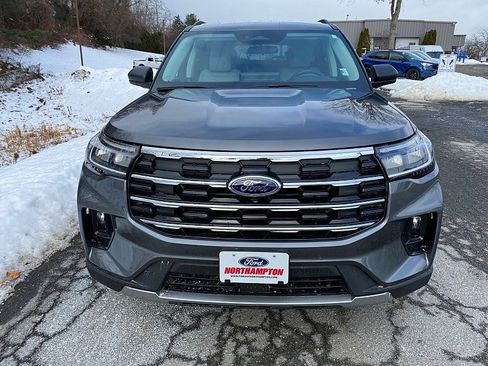 New 2026 Ford Explorer Active w/ Active Comfort Package image 9