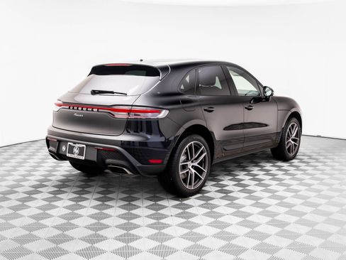 Certified 2026 Porsche Macan AWD/4WD image 8