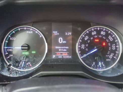 Used 2021 Toyota RAV4 XLE image 23