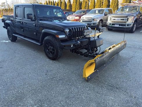 Used 2022 Jeep Gladiator Willys image 43