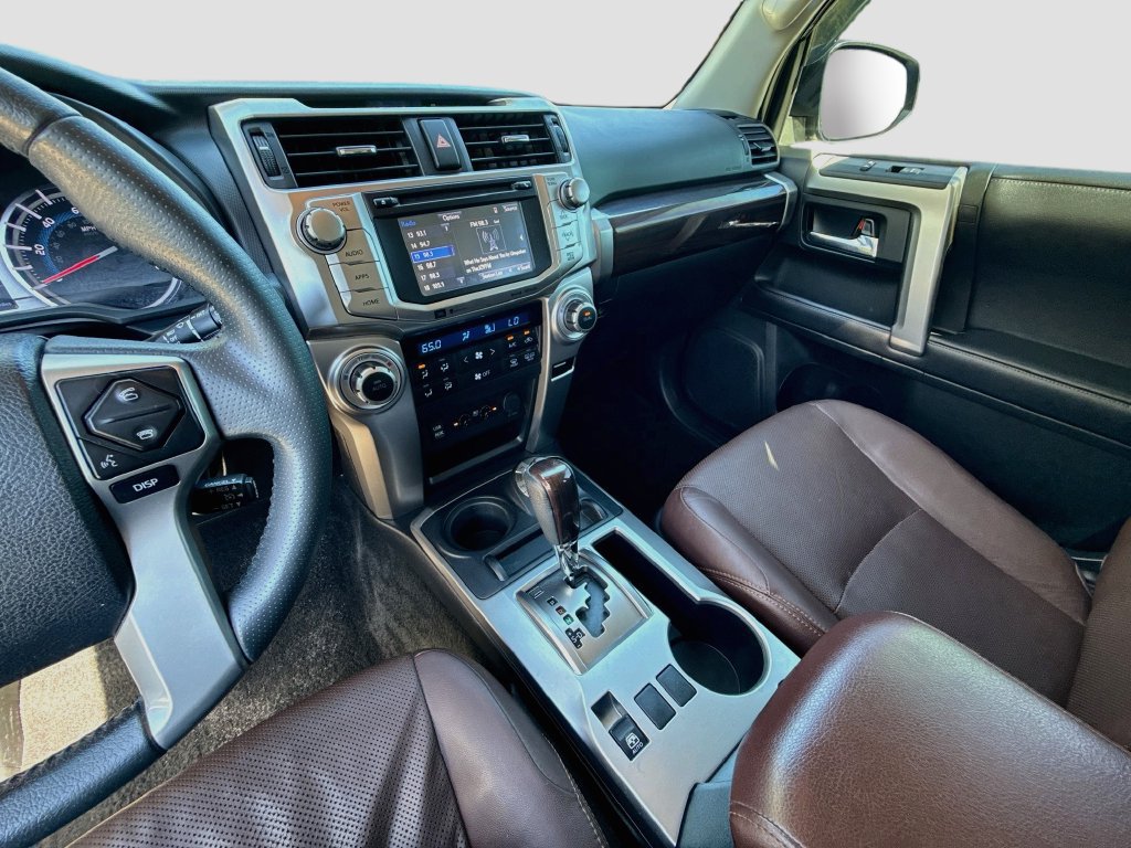 Used 2018 Toyota 4Runner Limited AWD/4WD image 27