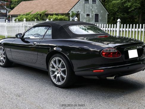 Used 2002 Jaguar XK8 Convertible RWD image 16