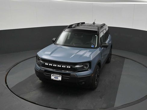 Used 2025 Ford Bronco Sport Outer Banks w/ Outer Banks Tech Package+ AWD/4WD image 12