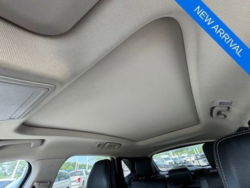 Certified 2020 Ford Escape SEL FWD image 18