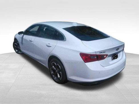 Used 2024 Chevrolet Malibu LT FWD image 3