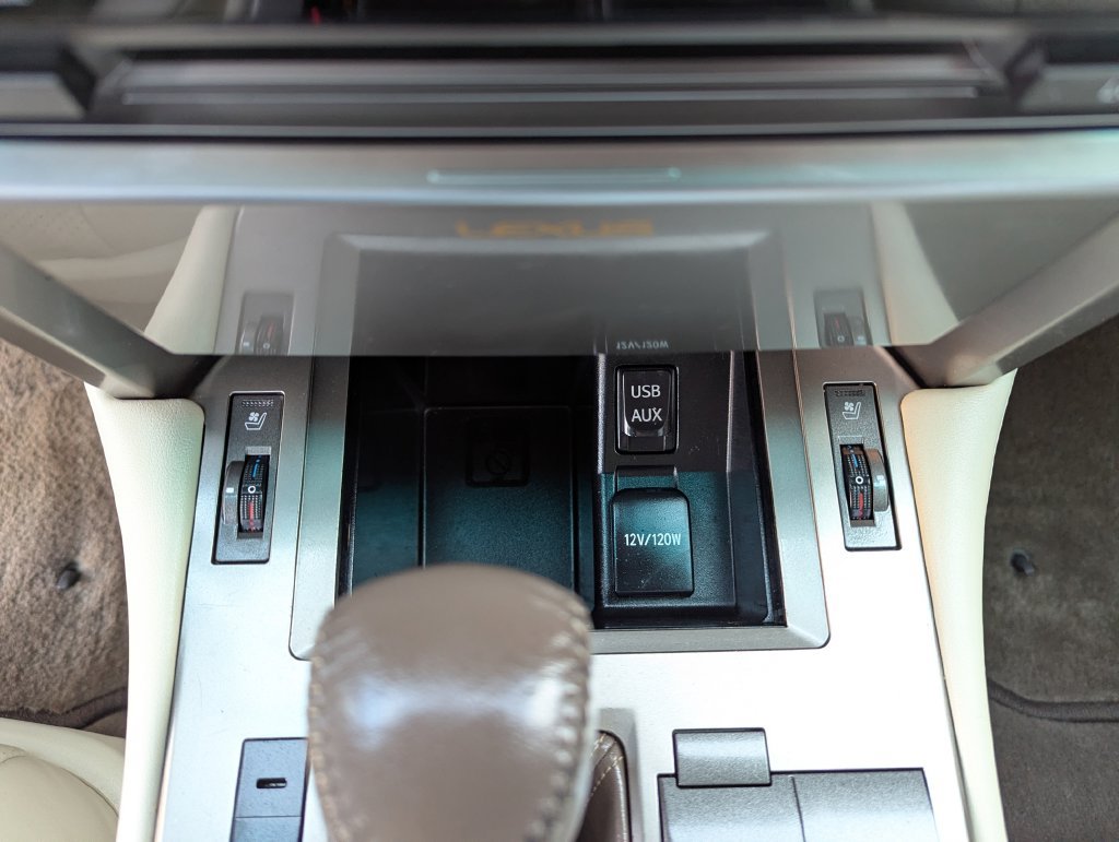 Used 2011 Lexus GX 460 AWD/4WD image 27