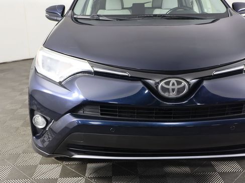 Used 2017 Toyota RAV4 XLE FWD image 12