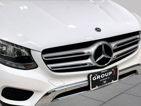 Used 2019 Mercedes-Benz GLC 300 4MATIC image 30