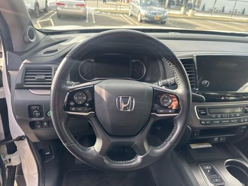 Used 2022 Honda Pilot Special Edition image 17