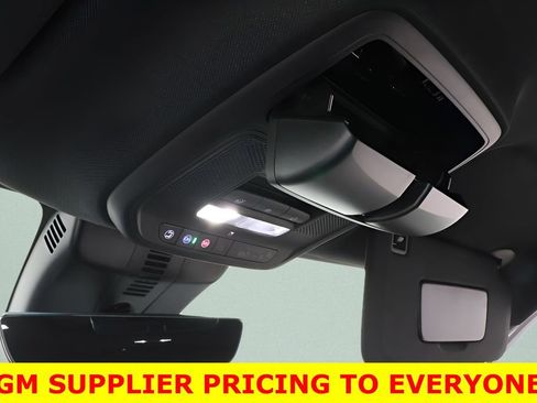 New 2026 Chevrolet Traverse LT w/ Sun and Wheel Package image 16