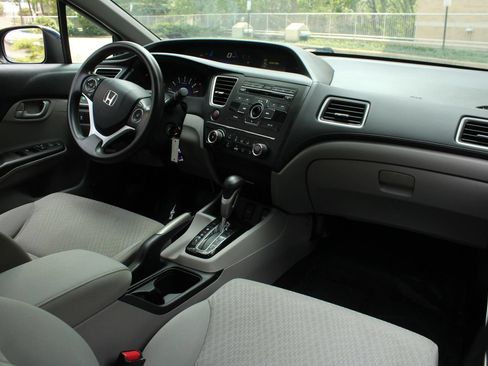 Used 2014 Honda Civic LX image 23