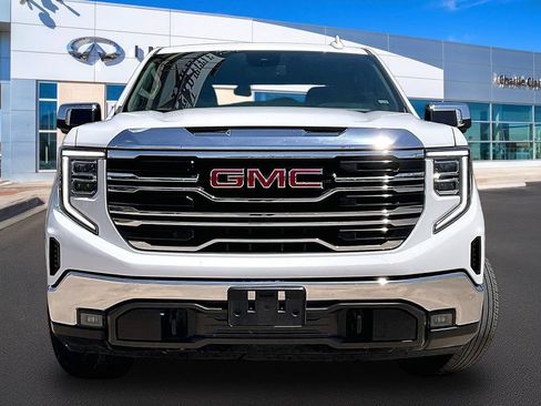 Used 2025 GMC Sierra 1500 SLT RWD image 3
