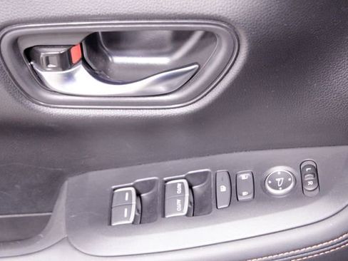 Certified 2024 Honda HR-V Sport image 23