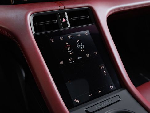Certified 2021 Porsche Taycan Turbo AWD/4WD image 24