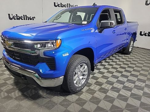 New 2025 Chevrolet Silverado 1500 LT image 3