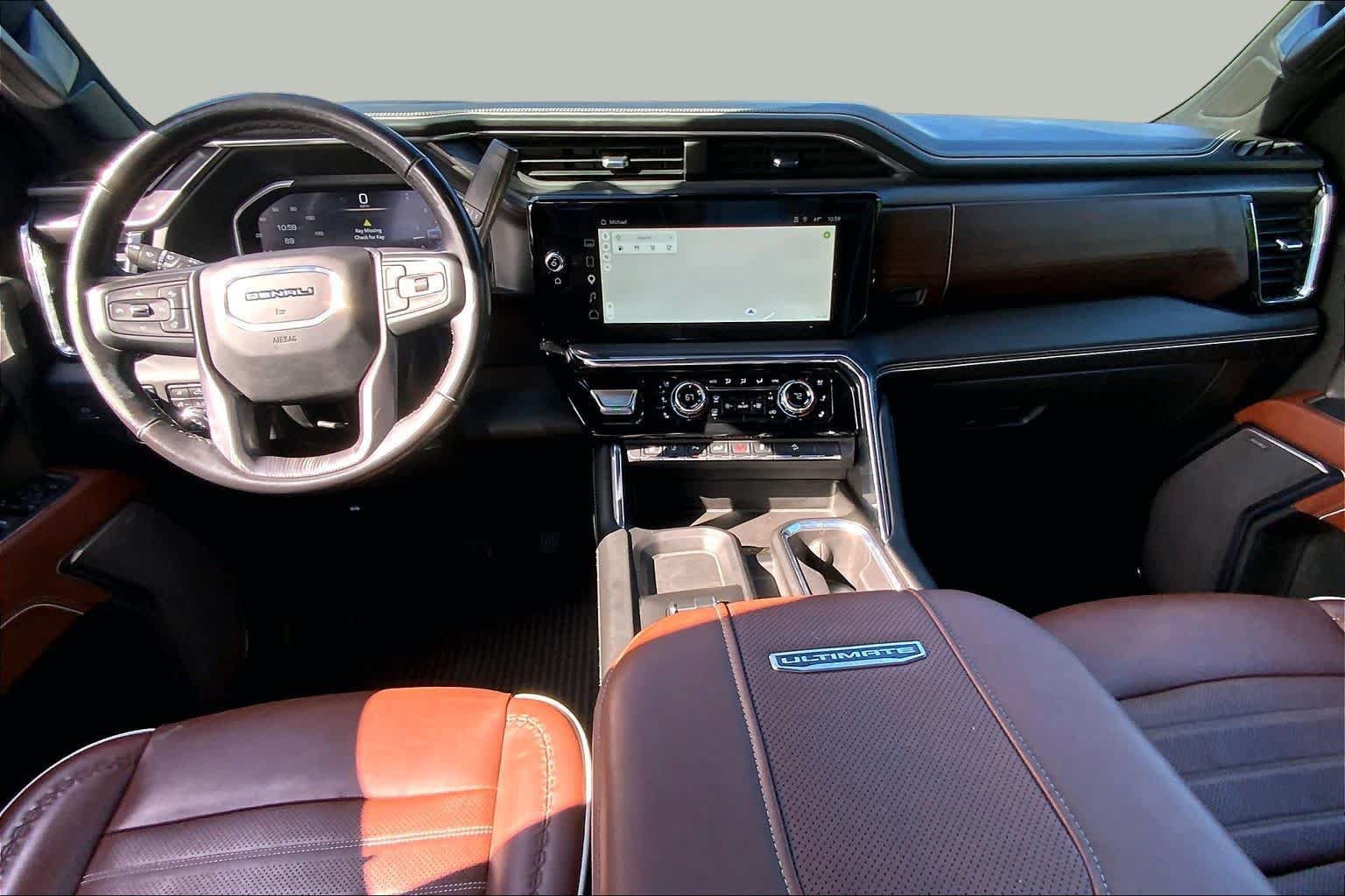 Used 2024 GMC Sierra 2500 Denali Ultimate w/ Max Trailering Package AWD/4WD image 15