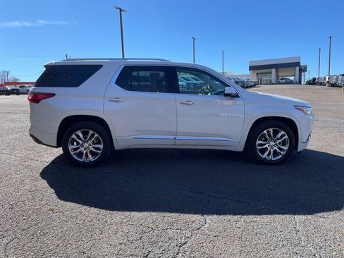 Used 2018 Chevrolet Traverse High Country image 6