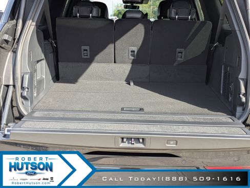 New 2026 Lincoln Navigator L Reserve w/ Jet Appearance Package image 10