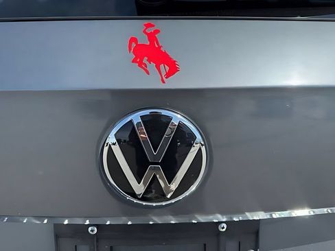 Used 2024 Volkswagen Taos SEL AWD/4WD image 9