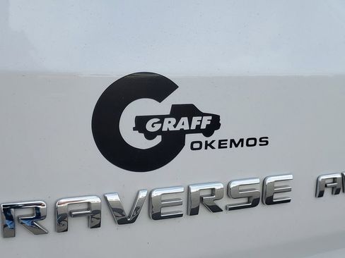 Used 2023 Chevrolet Traverse Premier AWD/4WD image 41