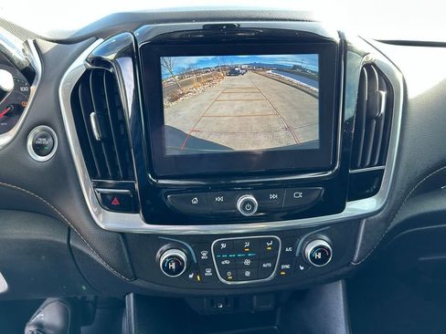 Used 2019 Chevrolet Traverse LT image 30