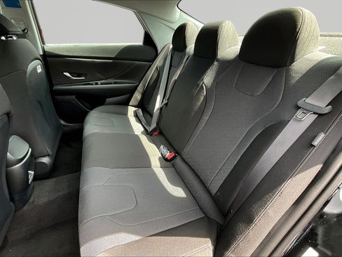 New 2026 Hyundai Elantra SE FWD image 16