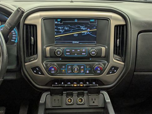 Used 2018 GMC Sierra 1500 Denali w/ Denali Ultimate Package image 28