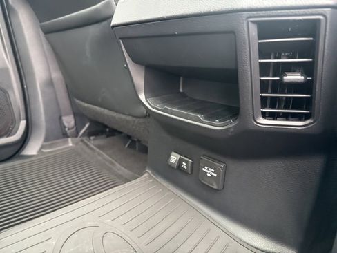 Used 2023 Toyota Tundra Limited image 20