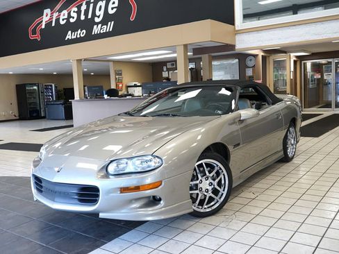 Used 2002 Chevrolet Camaro Z28 w/ Sport Appearance Pkg RWD image 2