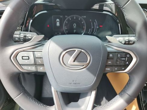 Certified 2023 Lexus NX 250 FWD w/ Towing Package (2000 Lbs) image 25