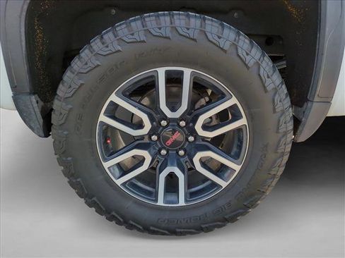 Used 2019 GMC Sierra 1500 AT4 w/ AT4 Premium Package image 15