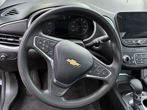 Used 2024 Chevrolet Malibu LT image 5