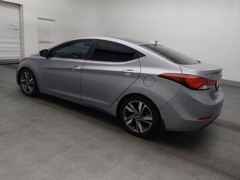 Used 2015 Hyundai Elantra Limited w/ Option Group 05 FWD image 3