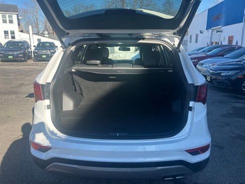 Used 2017 Hyundai Santa Fe Sport image 10