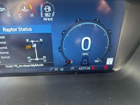 Used 2025 Ford F150 Raptor AWD/4WD image 33