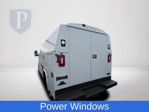 New 2025 Chevrolet Express 3500 w/ Power Convenience Package image 8