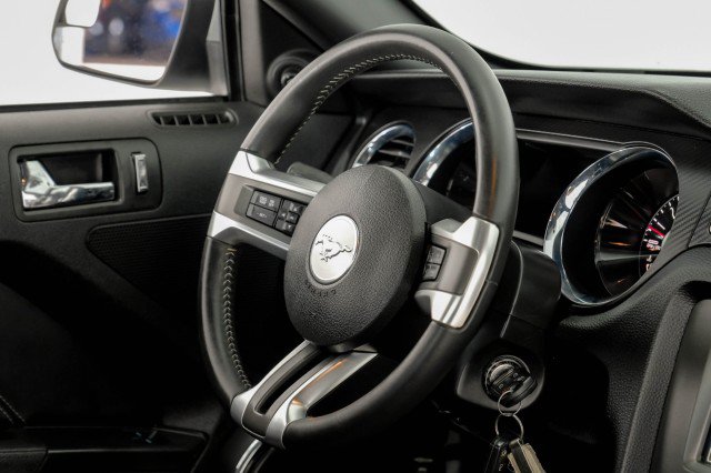 Used 2014 Ford Mustang GT Premium w/ Electronics Package RWD image 12