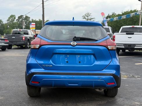 Used 2021 Nissan Kicks S image 8