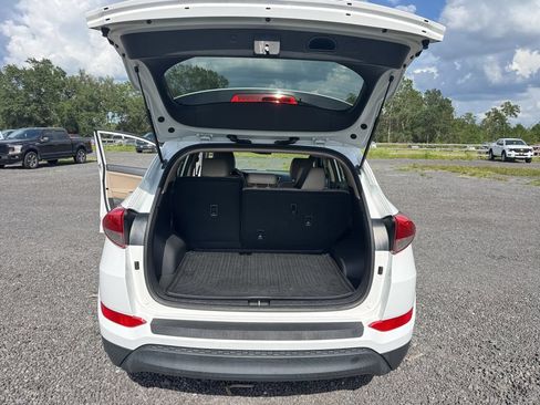 Used 2018 Hyundai Tucson SEL Plus AWD/4WD image 25
