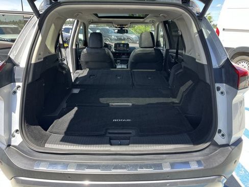 Certified 2022 Nissan Rogue SL w/ SL Premium Package image 21
