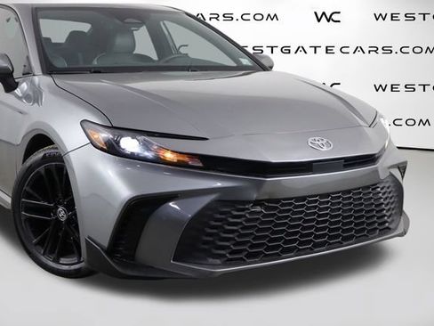 Used 2025 Toyota Camry SE w/ Convenience Package FWD image 48