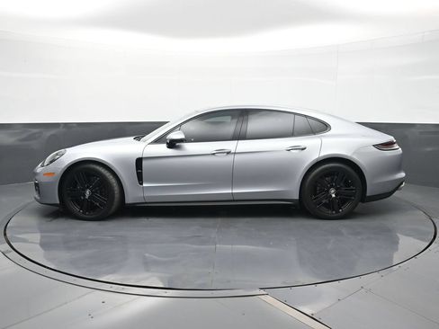 Certified 2023 Porsche Panamera 4 AWD/4WD image 2